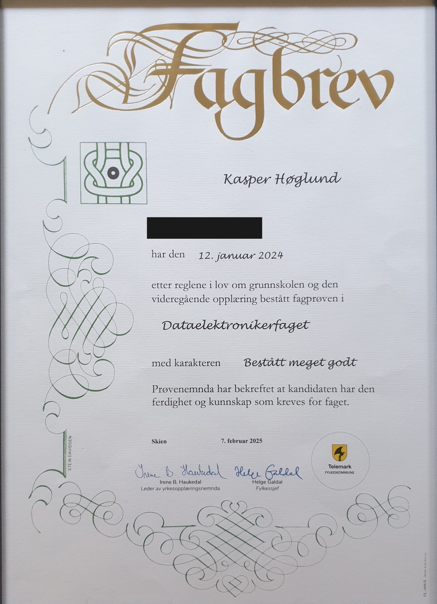 My trade certificate (fagbrev) in Computer Electronics, issued by Telemark County Council. Date of birth redacted.